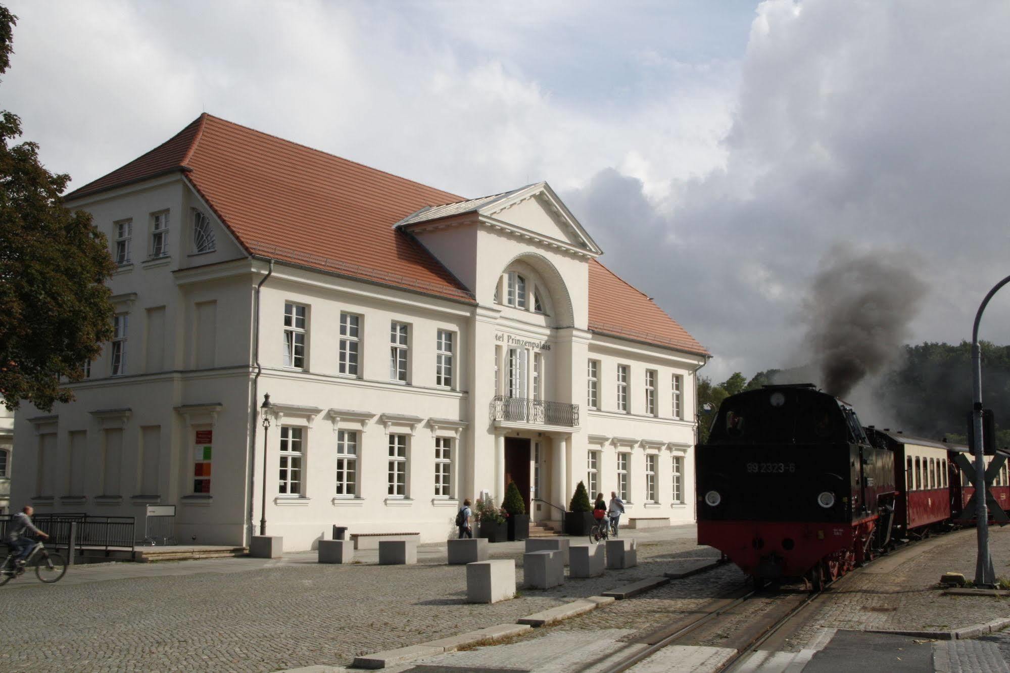 Hotel Prinzenpalais Bad Doberan Exterior foto