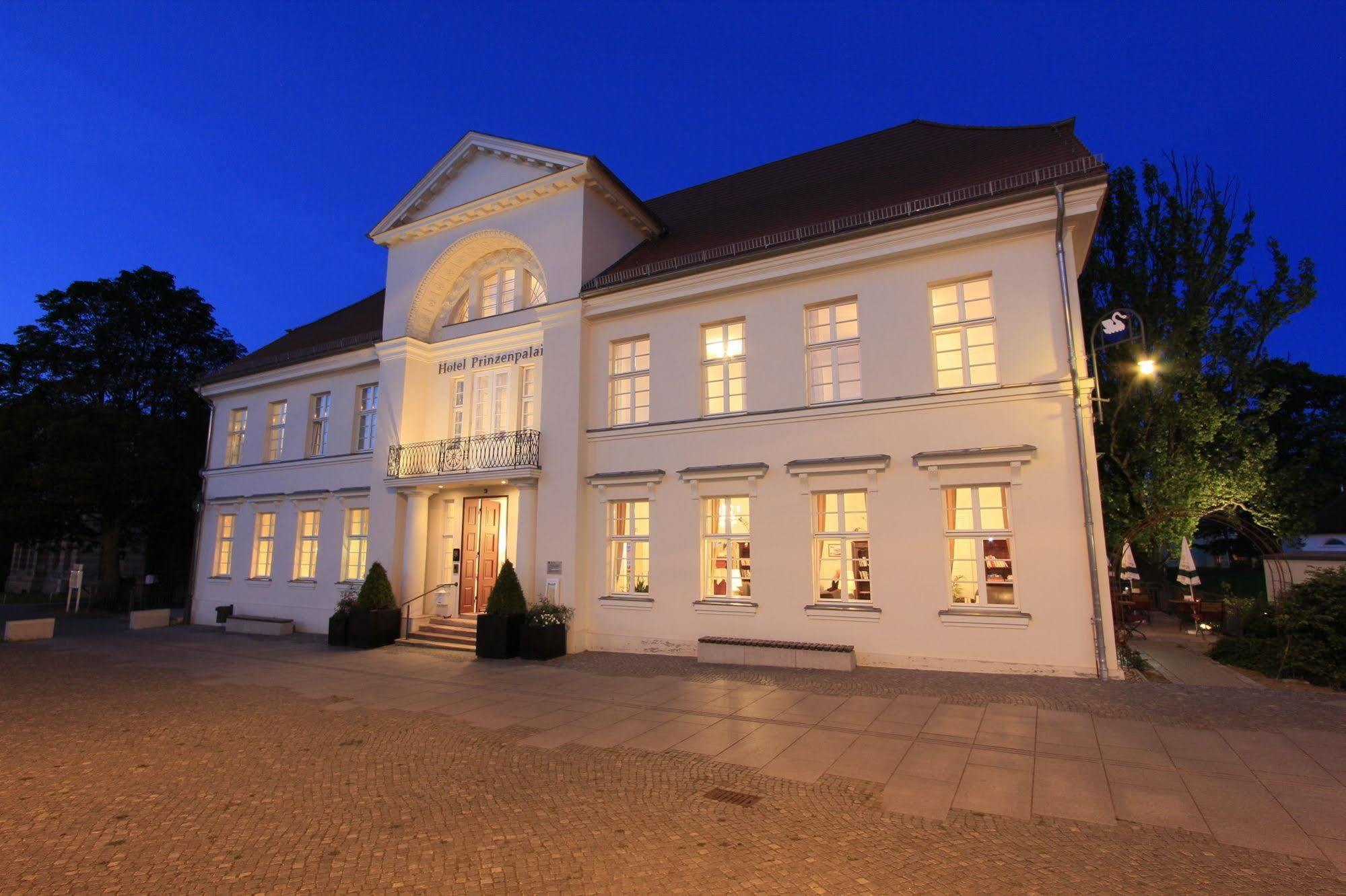 Hotel Prinzenpalais Bad Doberan Exterior foto