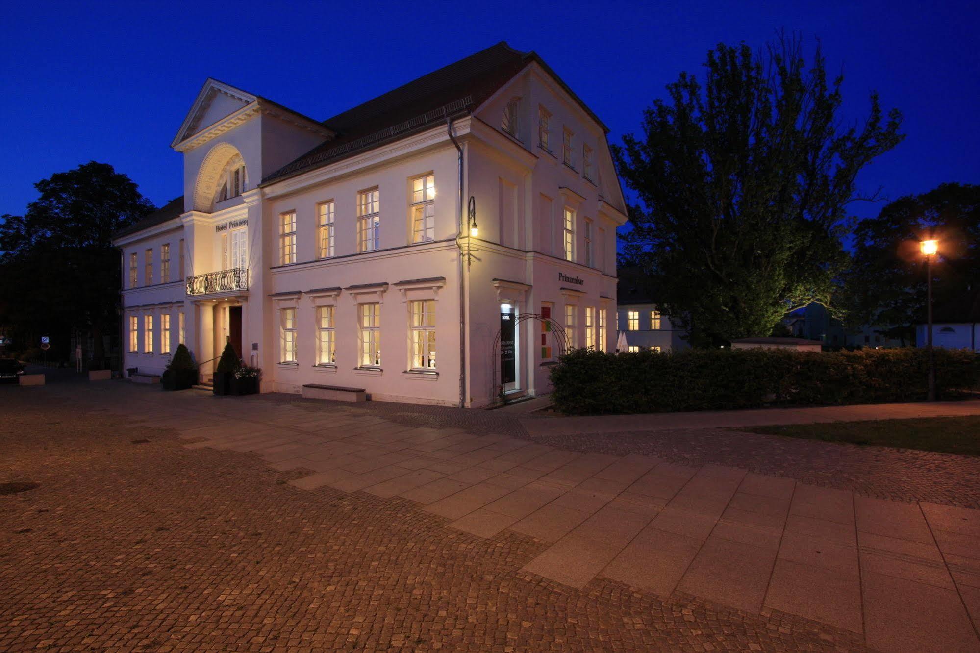 Hotel Prinzenpalais Bad Doberan Exterior foto